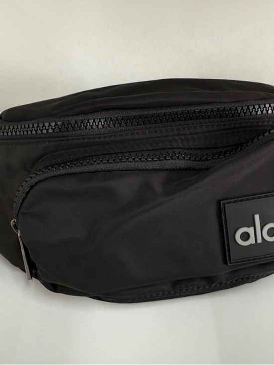 ALO Yoga Other - aldo Black Waist Bag - Sleek Black Fanny Pack